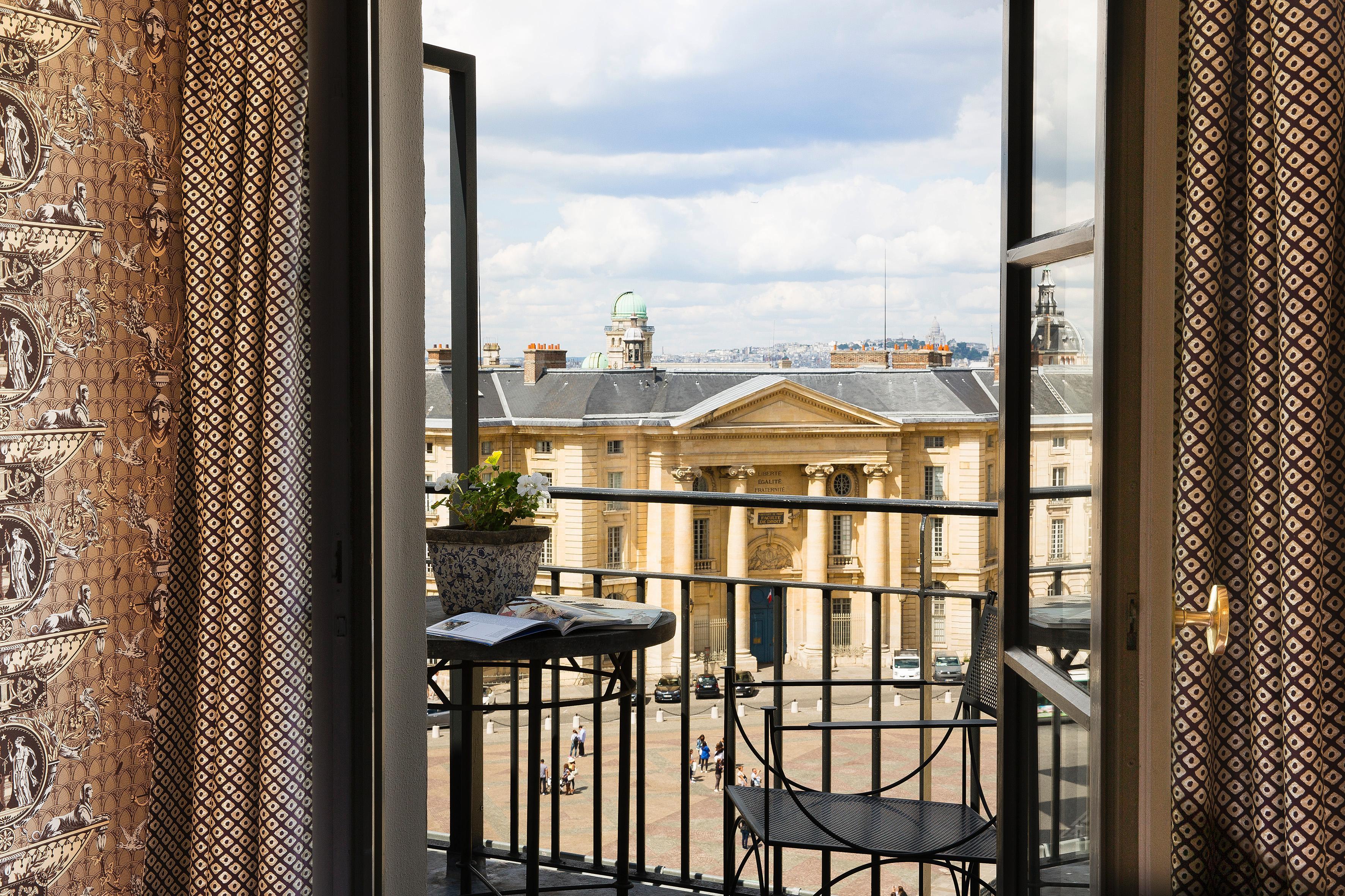 Hotel Des Grands Hommes Paris Exterior photo